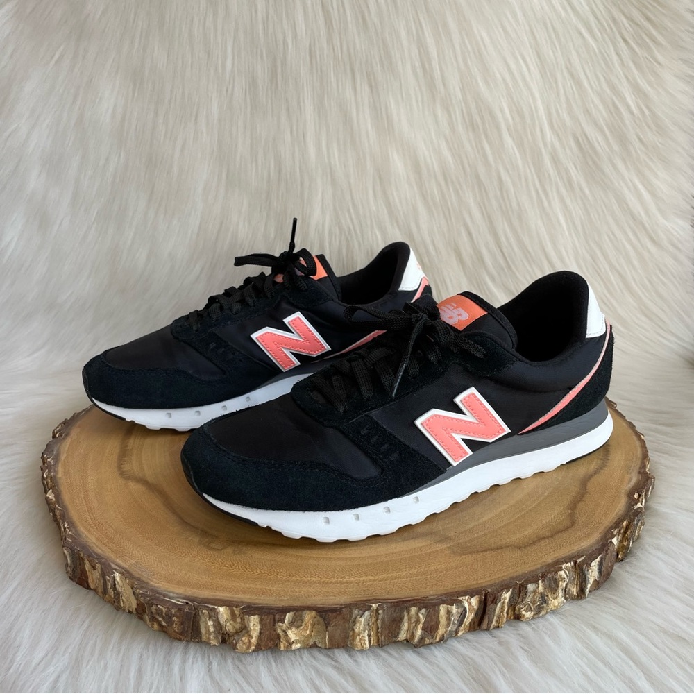 New Balance 311 sneakers